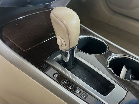 Used 2013 Nissan Altima 2.5 SL w/ 2.5 Moonroof Pkg FWD image 23