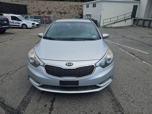 Used 2015 Kia Forte LX w/ Popular Package FWD image 2