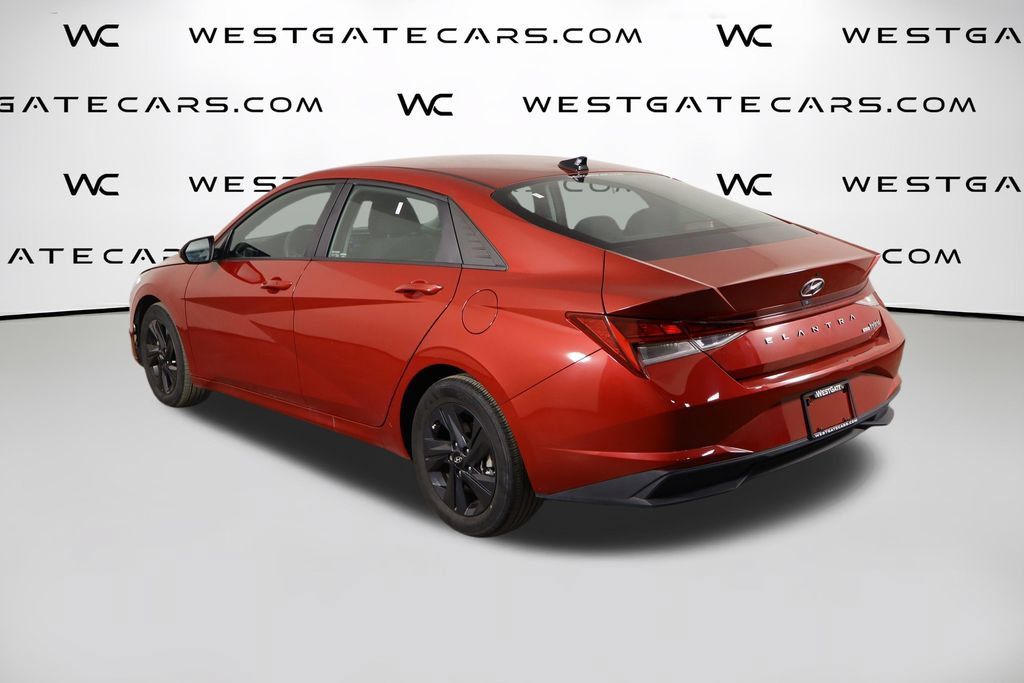 Used 2021 Hyundai Elantra Blue FWD image 42