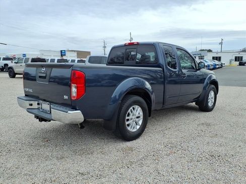 Used 2021 Nissan Frontier SV w/ SV Utility Package image 7