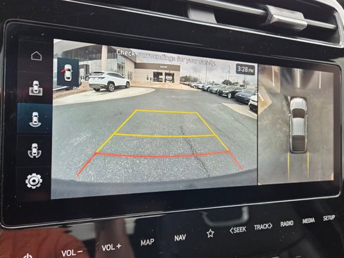 Used 2022 Hyundai Santa Cruz Limited image 22