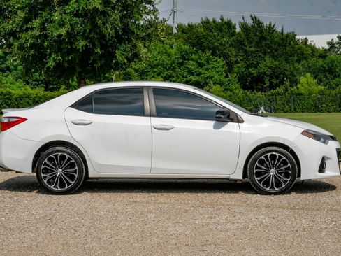 Used 2015 Toyota Corolla S FWD image 8