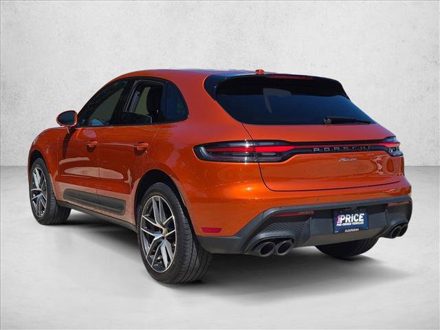 Used 2024 Porsche Macan AWD/4WD image 3