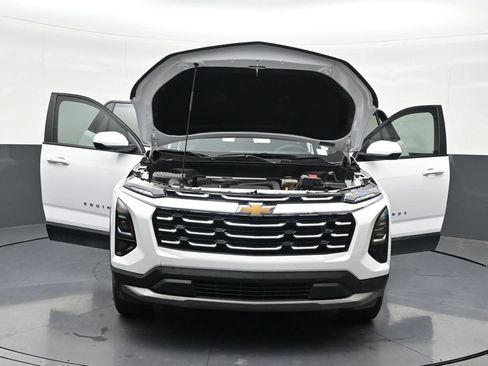 Used 2026 Chevrolet Equinox LT AWD/4WD image 37