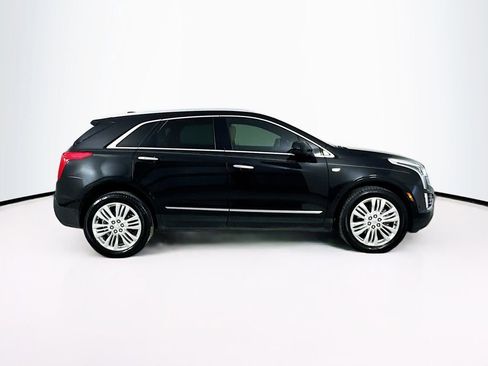 Used 2018 Cadillac XT5 Premium Luxury w/ Driver Assist Package FWD image 9