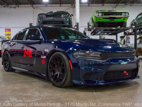 Used 2015 Dodge Charger SRT Hellcat w/ Harman/Kardon Audio Group RWD image 10