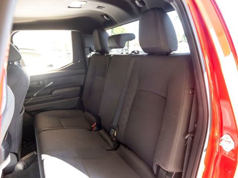 Used 2024 Toyota Tacoma 4x4 Double Cab image 19