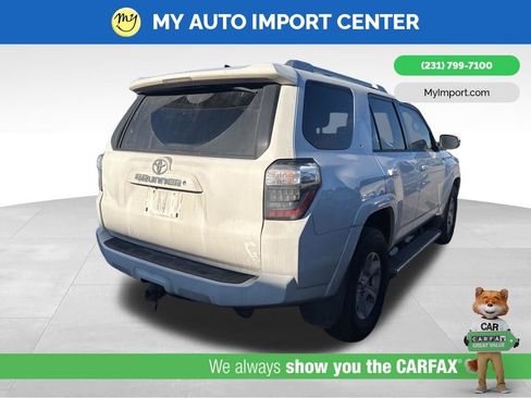 Used 2018 Toyota 4Runner SR5 Premium AWD/4WD image 5