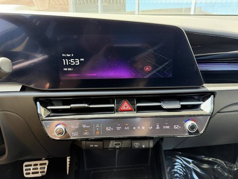 Used 2023 Kia Niro Wave w/ Wave Preserve Package FWD image 18