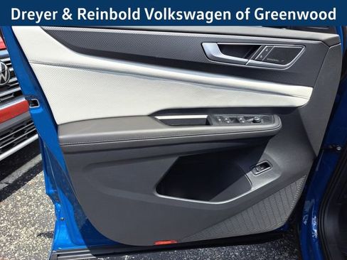 New 2025 Volkswagen Atlas Cross Sport SEL Premium R-Line image 18