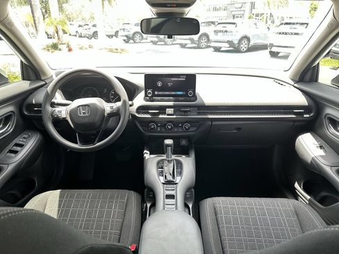 Certified 2024 Honda HR-V LX image 10