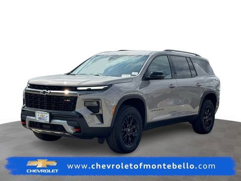 New 2026 Chevrolet Traverse Z71 w/ Enhanced Driving Package AWD/4WD image 1