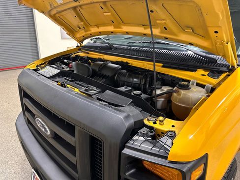 Used 2009 Ford E-150 and Econoline 150 Wagon image 47