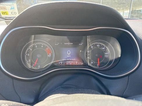 Used 2021 Jeep Cherokee Trailhawk image 36