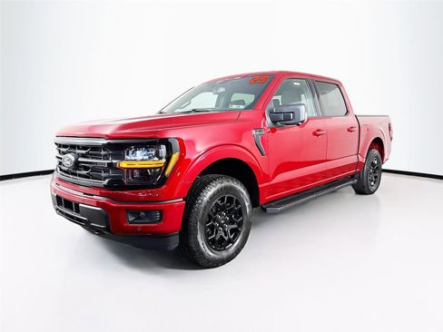 Used 2025 Ford F150 XLT w/ Equipment Group 302A MID image 3