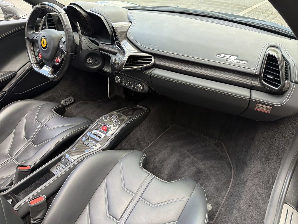 Certified 2013 Ferrari 458 Spider RWD image 25