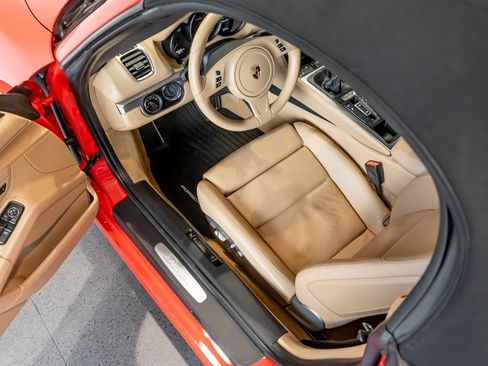 Used 2013 Porsche Boxster RWD image 4
