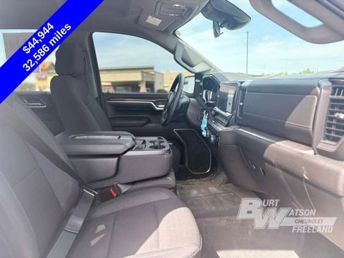 Used 2024 Chevrolet Silverado 1500 RST AWD/4WD image 23