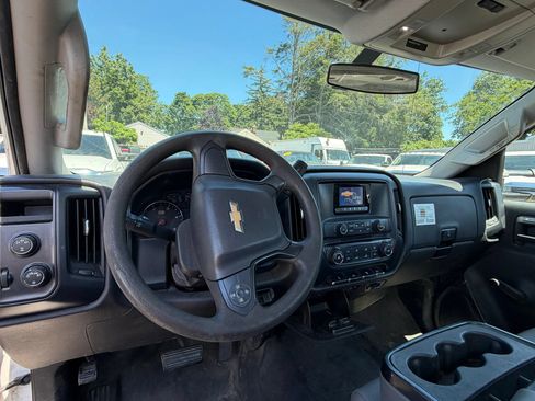 Used 2015 Chevrolet Silverado 3500 W/T AWD/4WD image 11