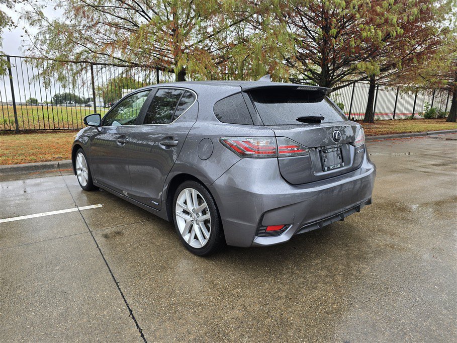 Used 2015 Lexus CT 200h FWD image 4