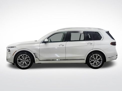 Used 2024 BMW X7 xDrive40i w/ Executive Package AWD/4WD image 2