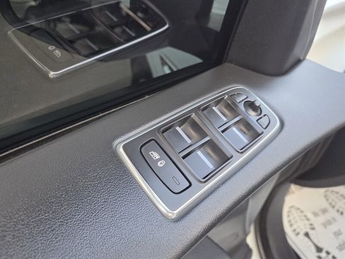 Used 2017 Jaguar F-PACE 35t AWD - Hard to find - Must image 12