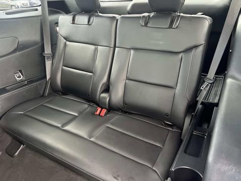 Certified 2024 Ford Explorer XLT w/ Equipment Group 202A image 15