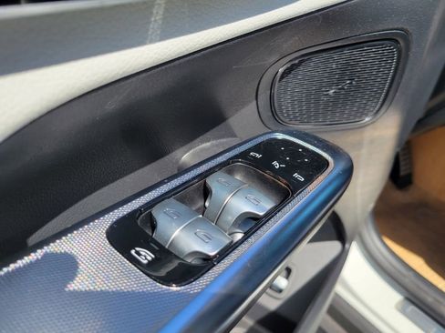 New 2026 Mercedes-Benz GLC 300 4MATIC image 15