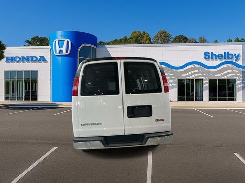 Used 2024 GMC Savana 2500 w/ Driver Convenience Package image 7