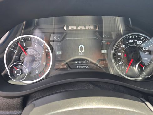 Used 2023 RAM 2500 Laramie w/ Night Edition AWD/4WD image 8