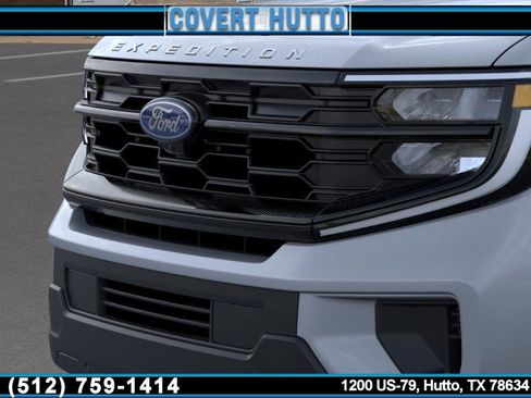 New 2026 Ford Expedition Active image 17