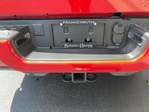 New 2026 RAM 2500 Laramie AWD/4WD image 22