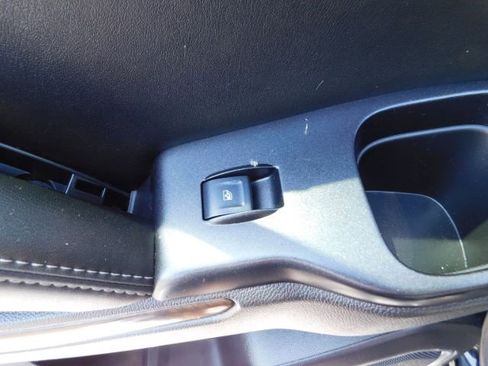 Used 2015 Chevrolet Tahoe 2WD image 14