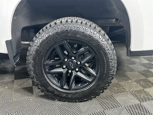 Used 2024 Chevrolet Silverado 1500 LT Trail Boss w/ Protection Package image 34