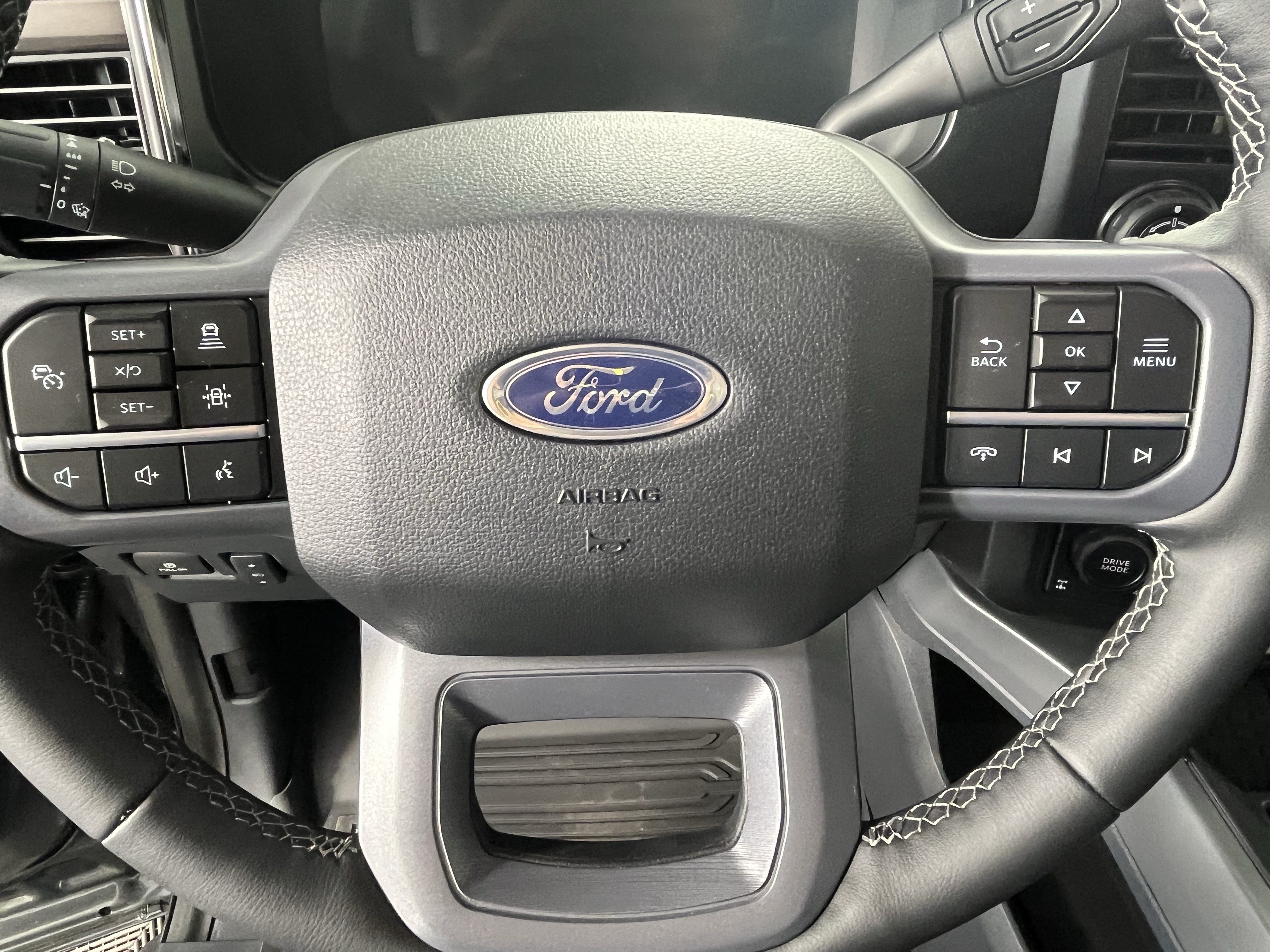 New 2026 Ford F350 Lariat w/ Black Appearance Package AWD/4WD image 20