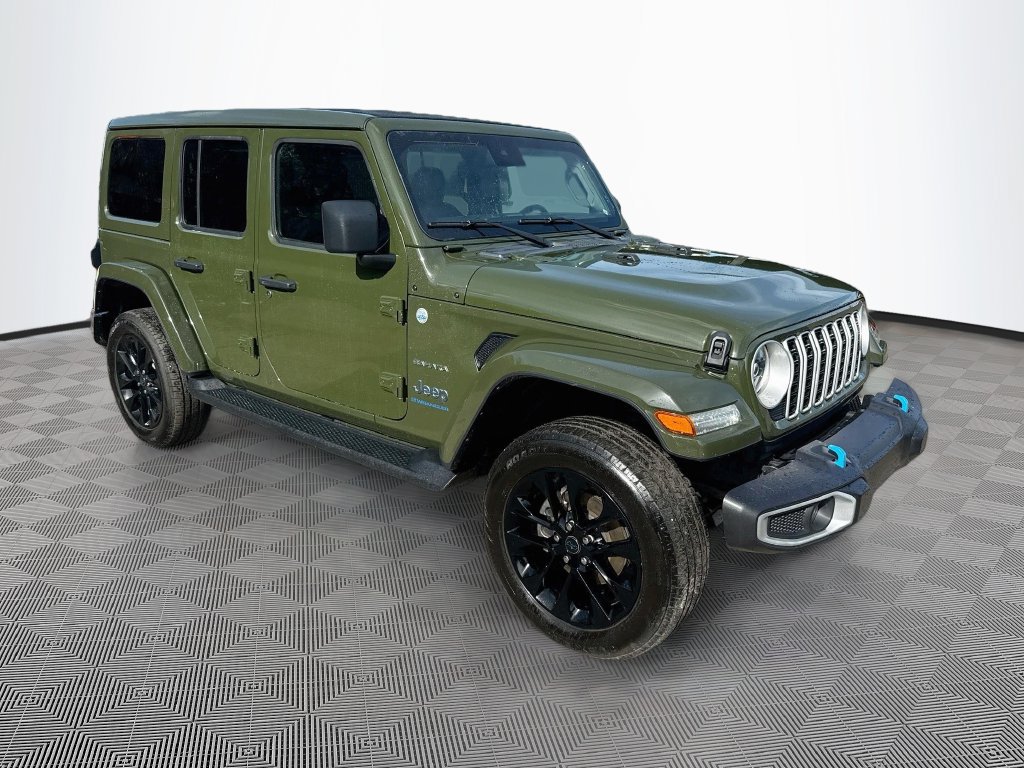 Used 2024 Jeep Wrangler Unlimited Sahara AWD/4WD image 4