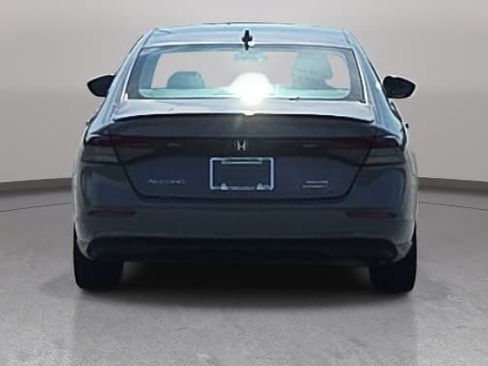 Used 2024 Honda Accord Sport image 6