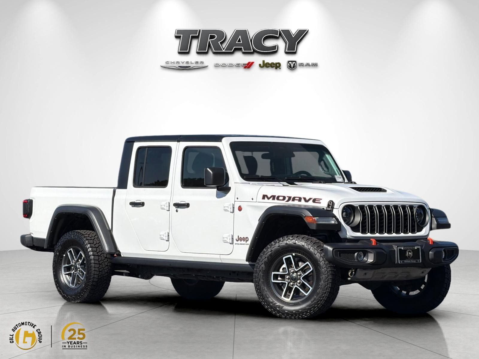 Used 2026 Jeep Gladiator Mojave AWD/4WD image 1