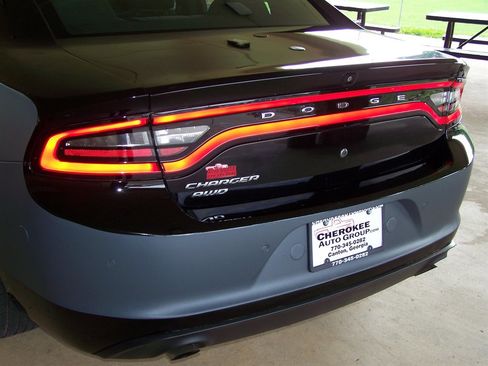 Used 2019 Dodge Charger Police image 32