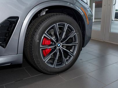 New 2026 BMW X5 xDrive40i w/ M Sport Package