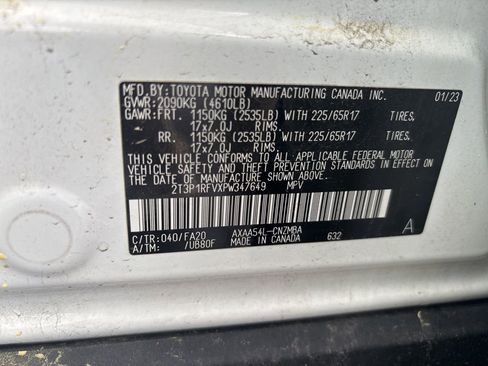 Used 2023 Toyota RAV4 XLE AWD/4WD image 13