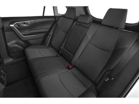 Used 2022 Toyota RAV4 XLE image 16
