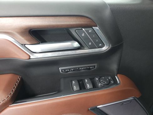 Used 2023 GMC Sierra 1500 Denali Ultimate AWD/4WD image 6