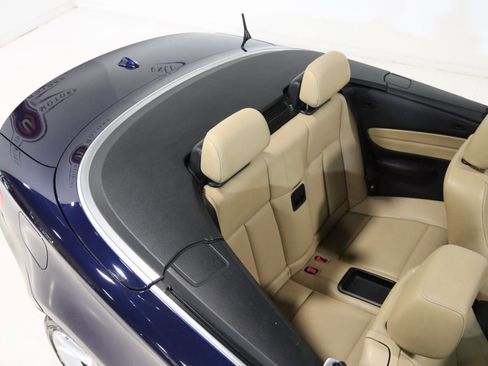 Used 2012 BMW 135i Convertible image 64