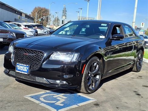 Used 2022 Chrysler 300 S image 1