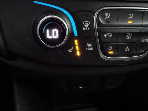 Certified 2023 Chevrolet Traverse LT AWD/4WD image 23