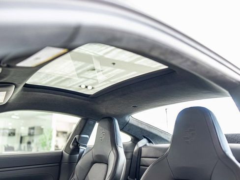 Used 2026 Porsche 911 Carrera 4 GTS w/ Premium Package image 17