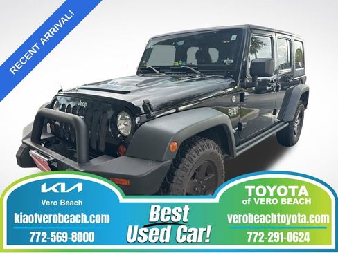 Used 2012 Jeep Wrangler Unlimited Rubicon image 1