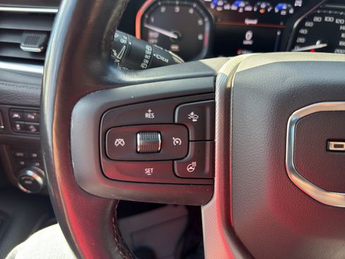 Used 2021 GMC Yukon Denali AWD/4WD image 27