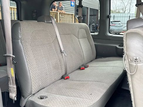 Used 2017 Chevrolet Express 2500 LS image 30